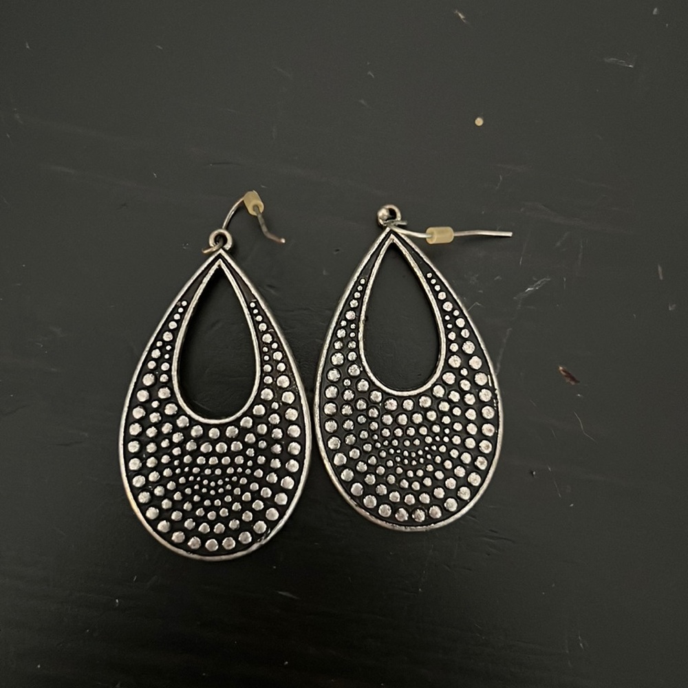 4 for $14 🌺 beautiful earrings